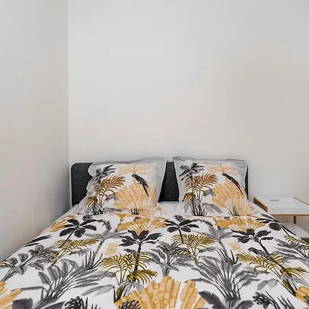 Apartment Plein Centre-ville T3 Refait A Neuf Aix-les-Bains